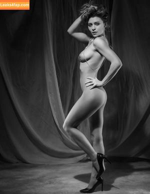 Alice Antoinette photo #0244