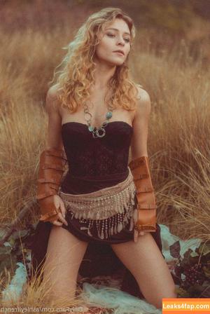 Alice Antoinette photo #0525