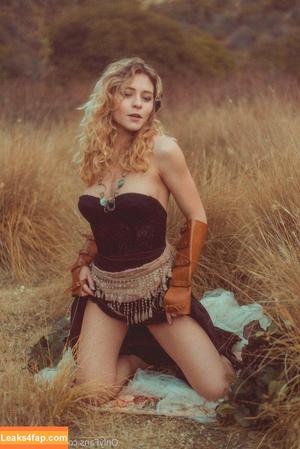 Alice Antoinette photo #0531