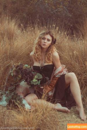 Alice Antoinette photo #0532