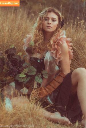 Alice Antoinette photo #0537