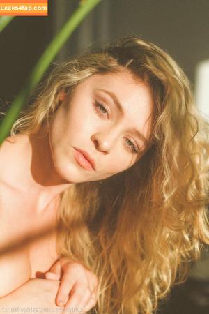 Alice Antoinette photo #0578