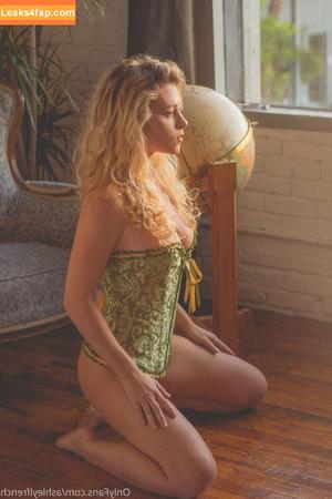 Alice Antoinette photo #0603