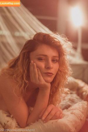 Alice Antoinette photo #0669