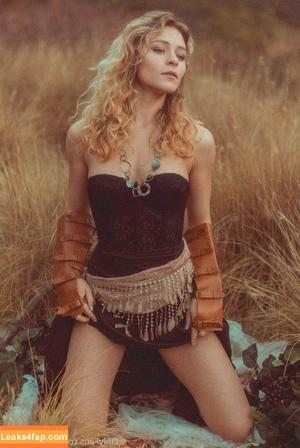 Alice Antoinette photo #0837