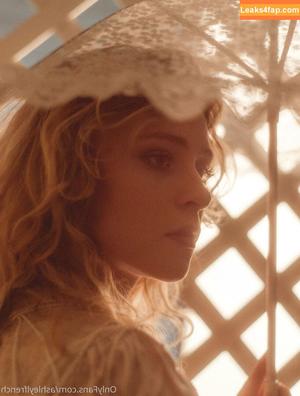 Alice Antoinette photo #0862