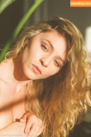 Alice Antoinette photo #0946