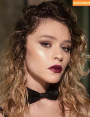 Alice Antoinette photo #0999