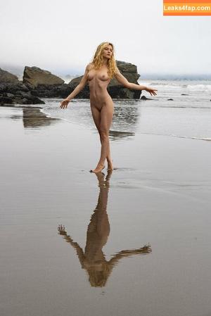 Alice Antoinette photo #1432