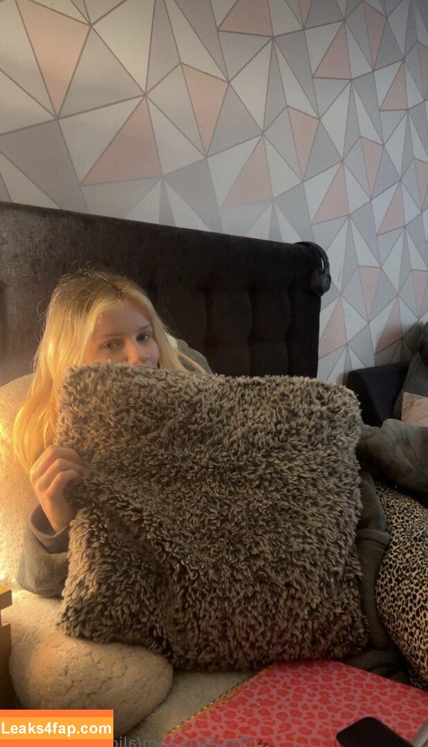 Alice Blossom / alice_b_lossom / aliceblossommm / aliceeeblossommmxx / https: leaked photo photo #0011