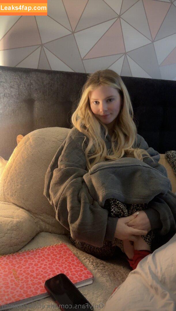 Alice Blossom / alice_b_lossom / aliceblossommm / aliceeeblossommmxx / https: leaked photo photo #0019