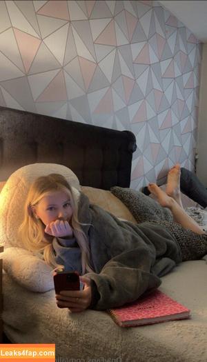 Alice Blossom photo #0004