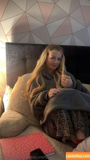 Alice Blossom photo #0017