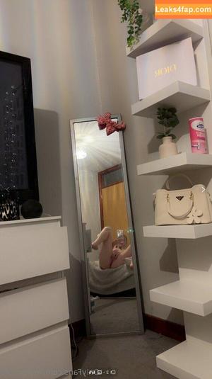 Alice Blossom photo #0023