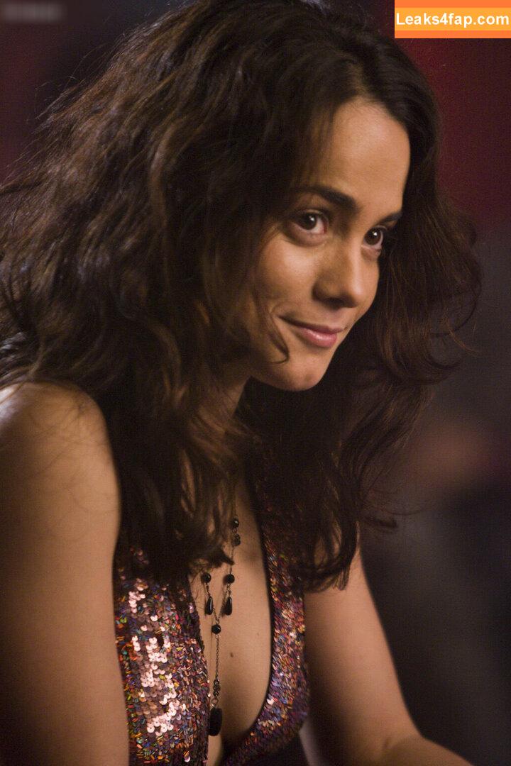 Alice Braga / alicebraga leaked photo photo #0022