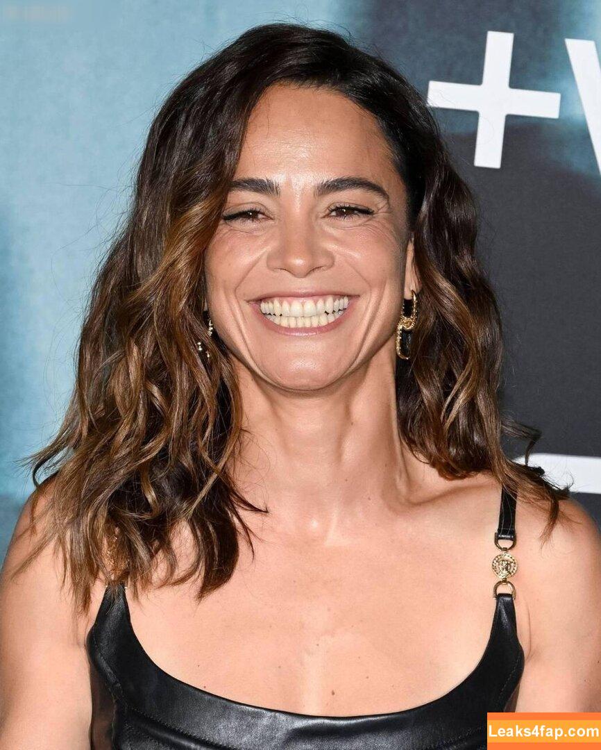 Alice Braga / alicebraga leaked photo photo #0043