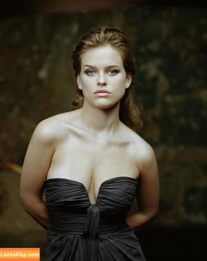 Alice Eve photo #0002
