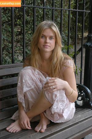 Alice Eve фото #0189