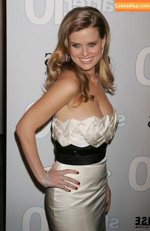 Alice Eve фото #0466