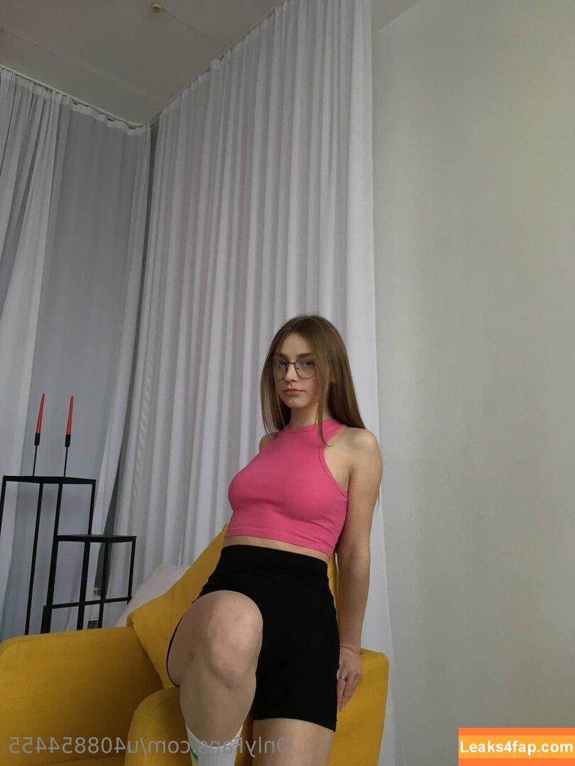 Alice_in_wonderland18 / Nastya_18 / alice_in_wonderland.18 leaked photo photo #0027