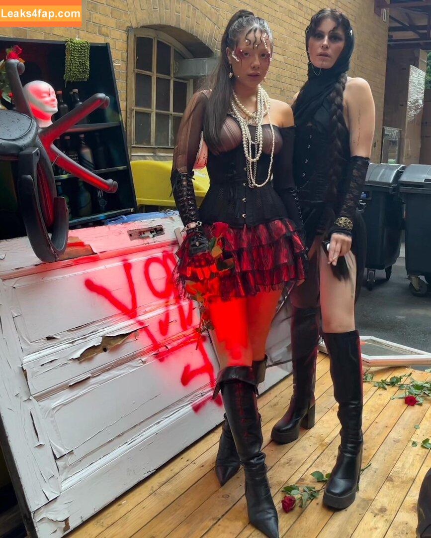 Alice Nguyen Van /  leaked photo photo #0022