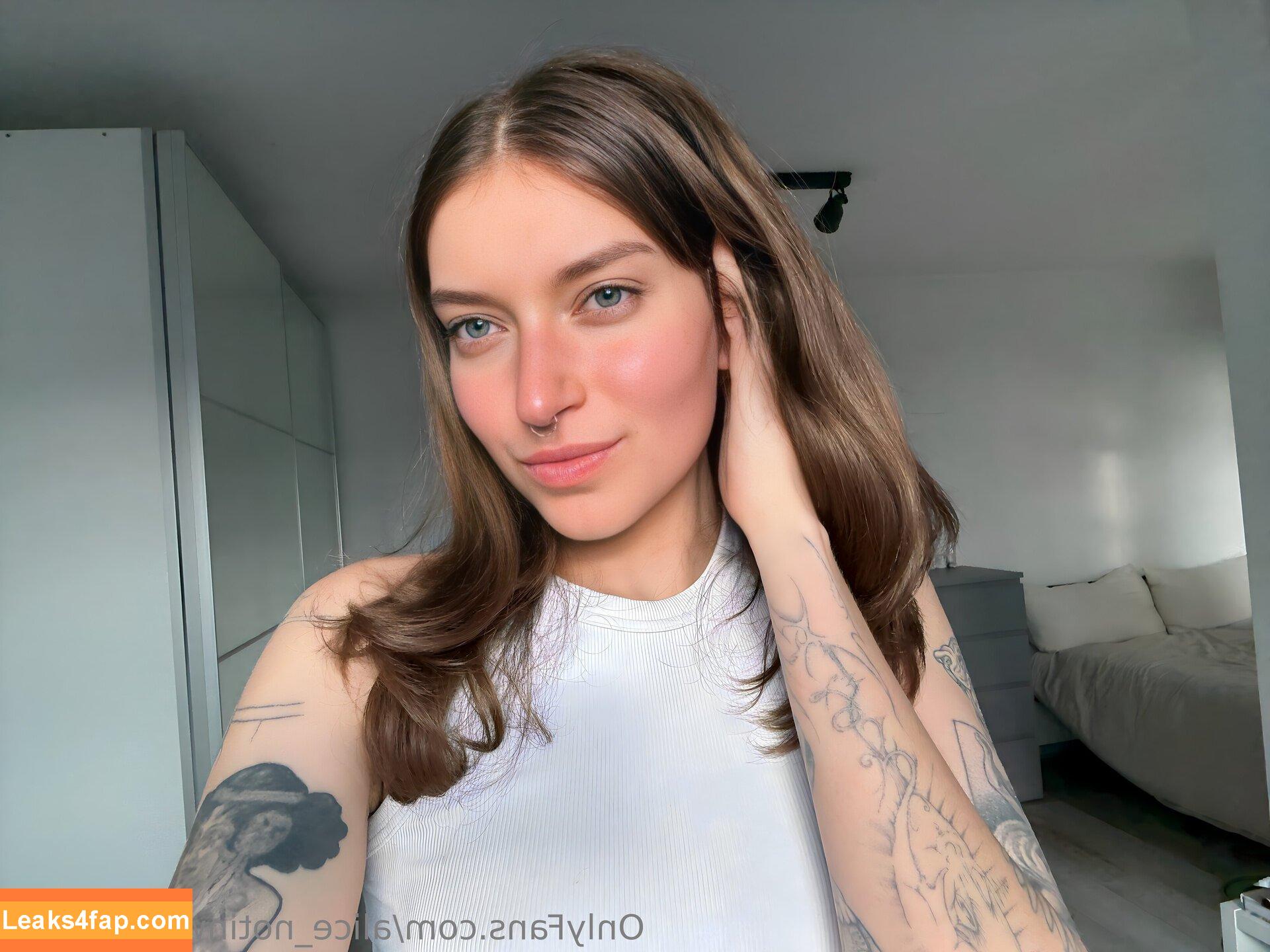 alice_notinwonderland / ayyylice leaked photo photo #0002