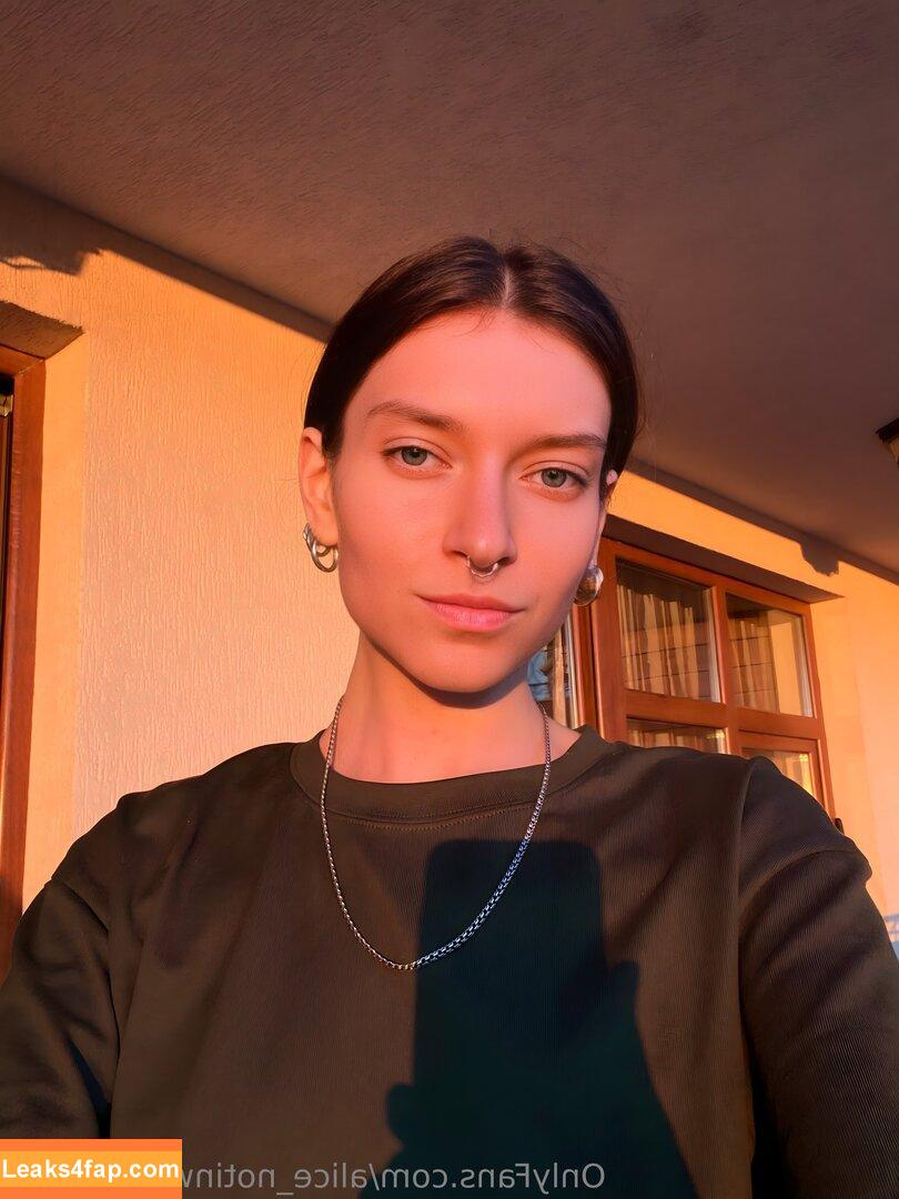 alice_notinwonderland / ayyylice leaked photo photo #0005
