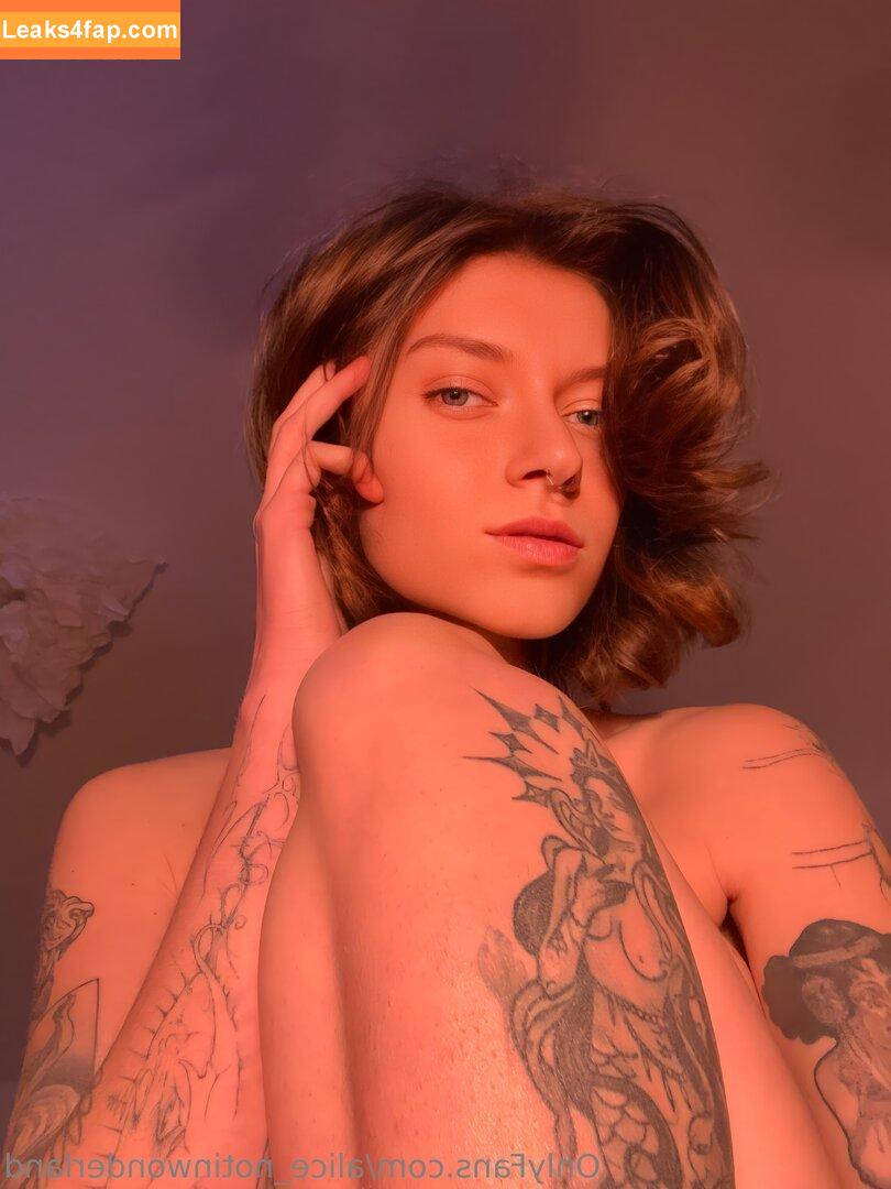 alice_notinwonderland / ayyylice leaked photo photo #0009