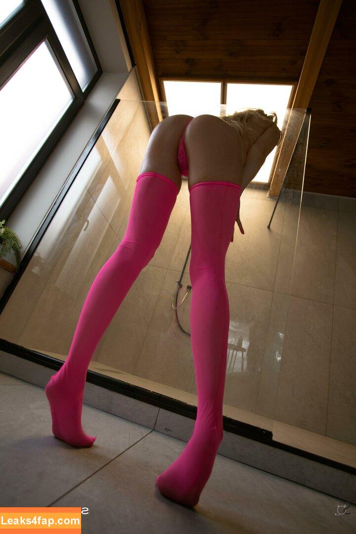 Alice Rose / Laura Love / alice_xo_rose / alicerosethemama / lauraellenlove leaked photo photo #0010