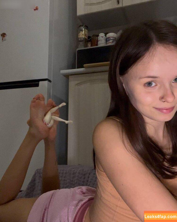 Alice Sunny / aliceternova.me leaked photo photo #0062