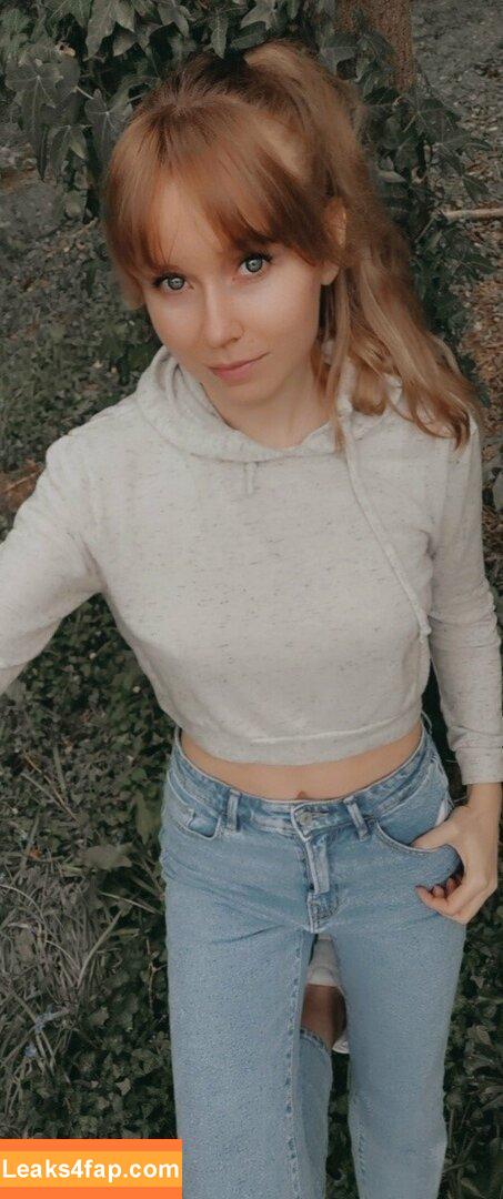 alice_swe /  leaked photo photo #0041