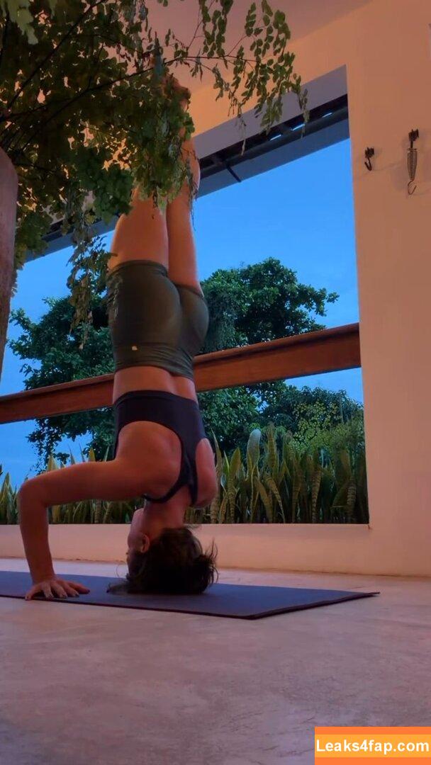 Alice Wegmann / alicewegmann слитое фото фото #0157