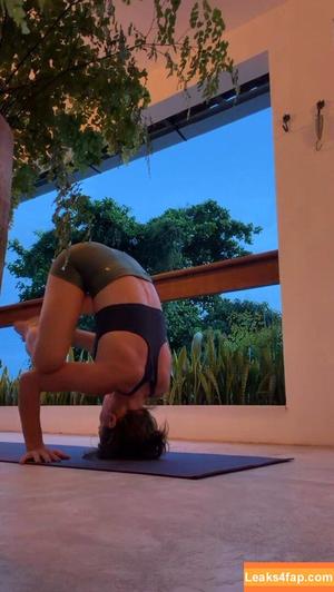 Alice Wegmann фото #0156