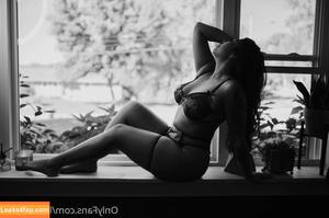 Alicea Inthavong photo #0025
