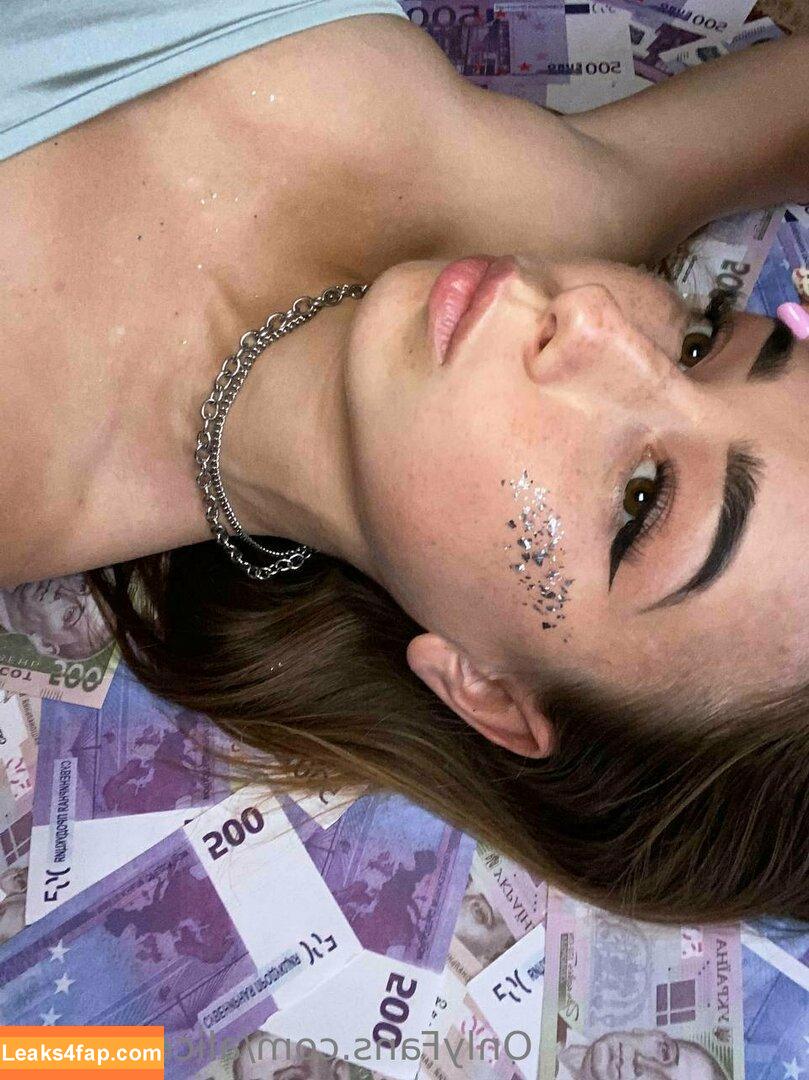 alicee_kisss / alise_kisss leaked photo photo #0011