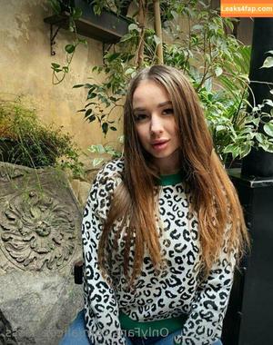alicee_kisss photo #0023