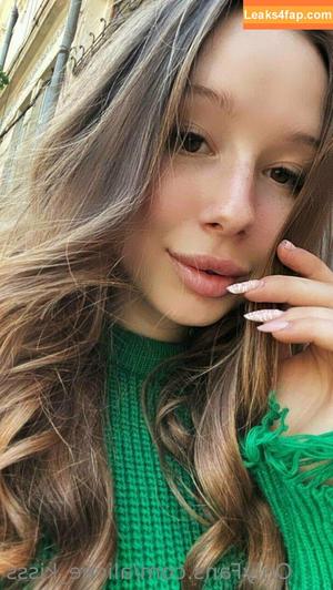 alicee_kisss photo #0038