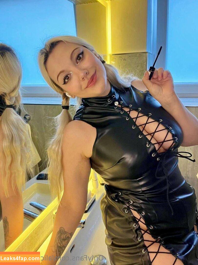 alicee777709 / aaaliceee777 leaked photo photo #0007