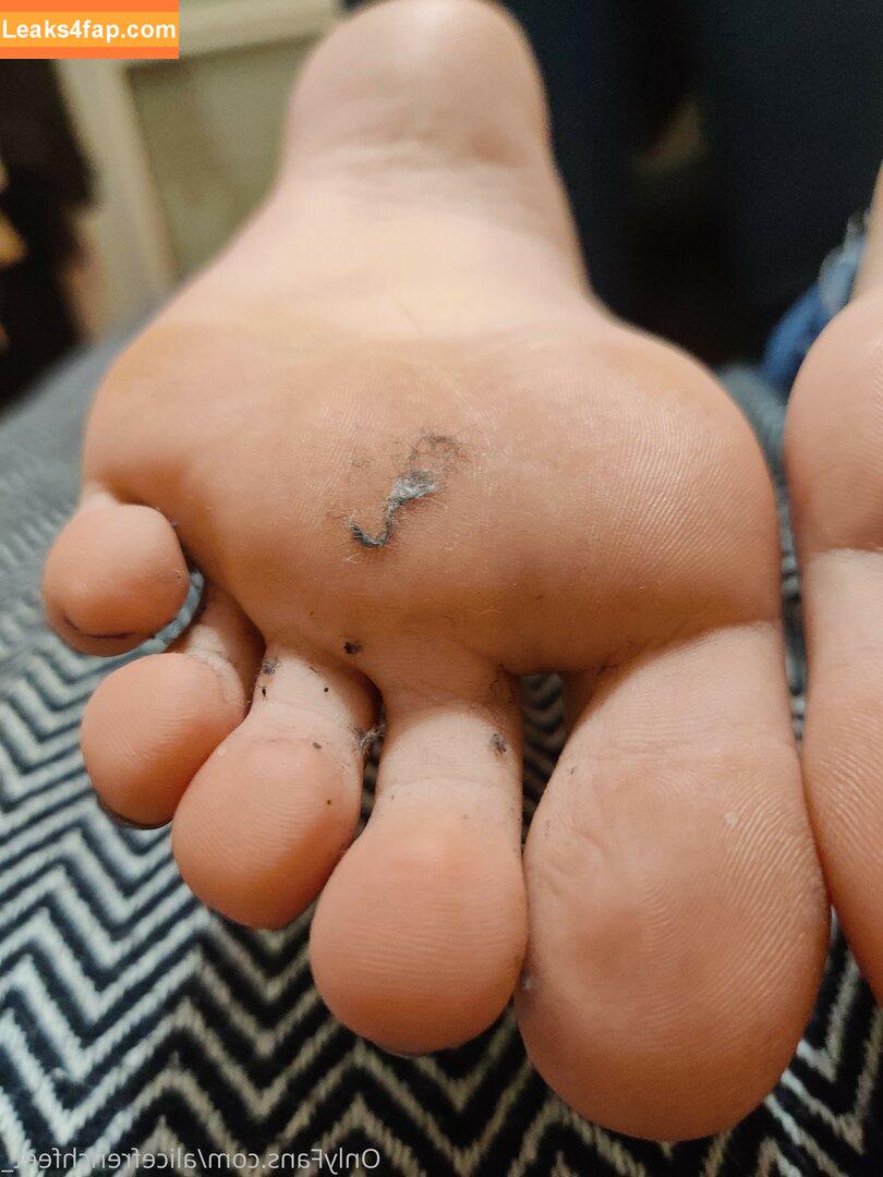 alicefrenchfeet / alice.frenchfeet leaked photo photo #0124