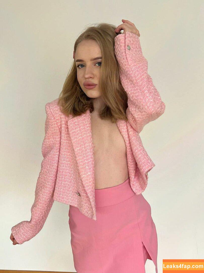 alicewhiteeeeee / aliceeeeeeeeeeee leaked photo photo #0003