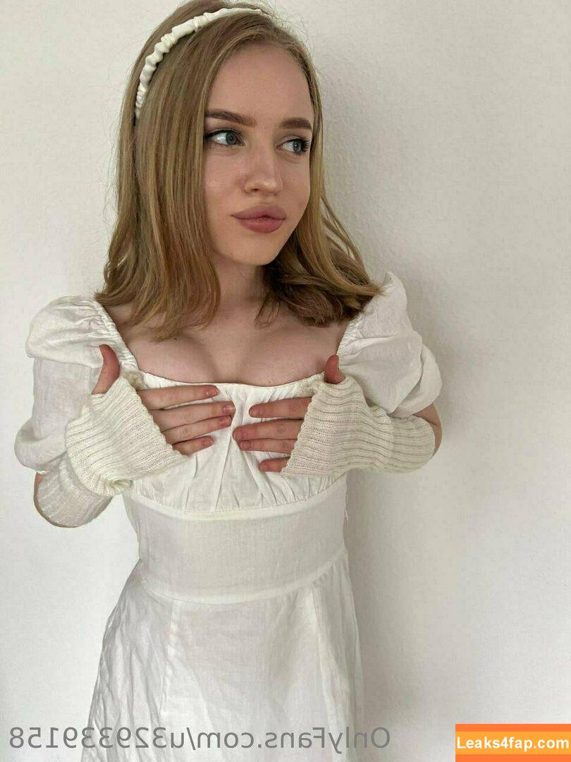 alicewhiteeeeee / aliceeeeeeeeeeee leaked photo photo #0013