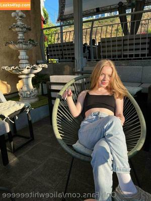alicewhiteeeeee photo #0022