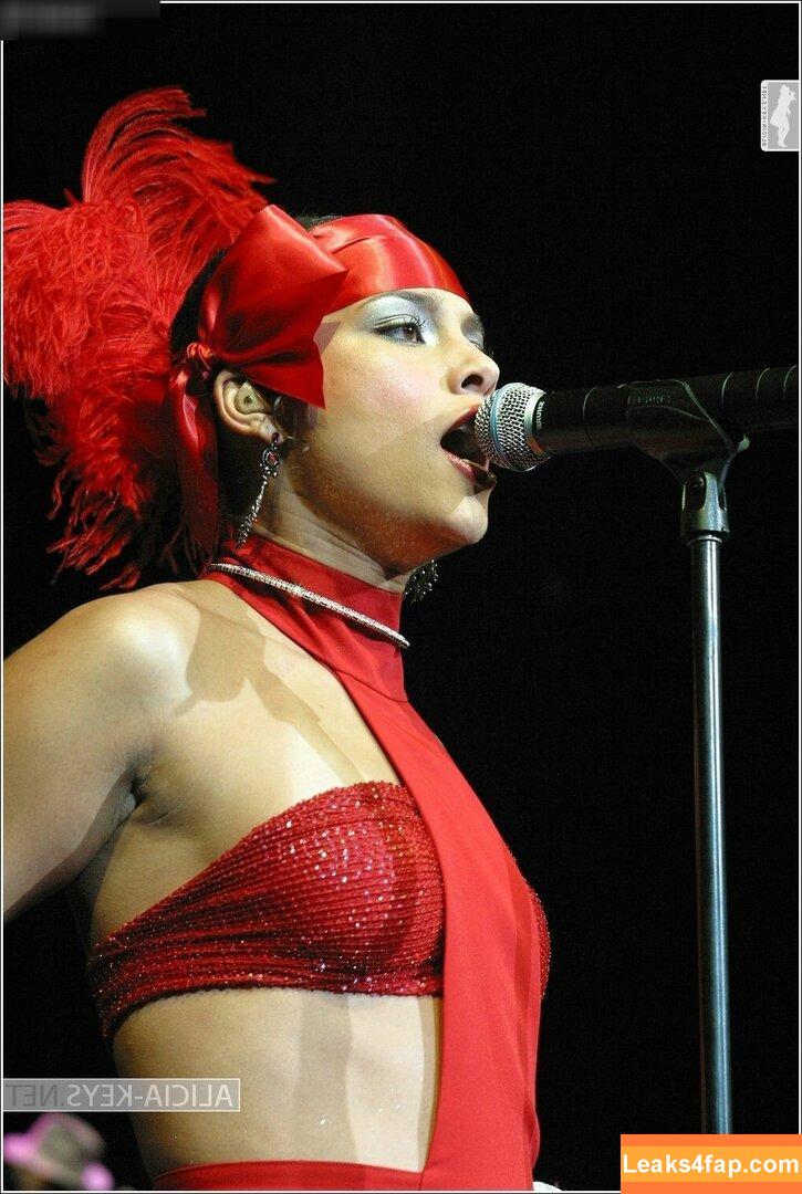 Alicia Keys / aliciakeys / ayxxxclusive leaked photo photo #0175