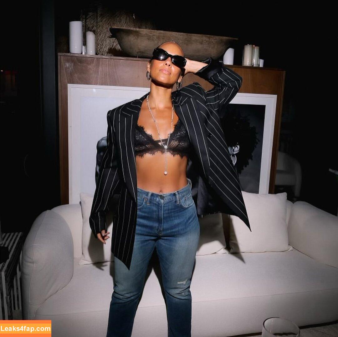Alicia Keys / aliciakeys / ayxxxclusive leaked photo photo #0219