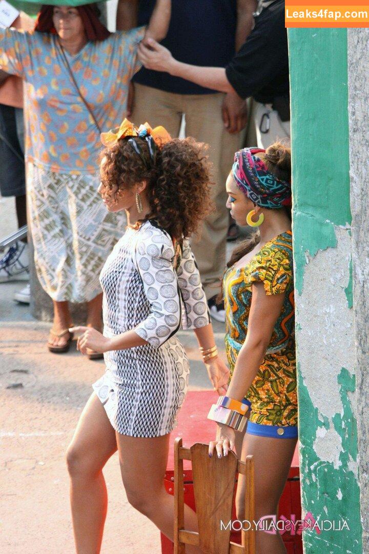 Alicia Keys / aliciakeys / ayxxxclusive слитое фото фото #0261