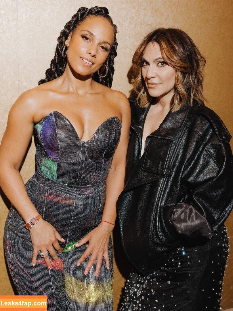Alicia Keys / aliciakeys / ayxxxclusive / https: leaked photo photo #0284