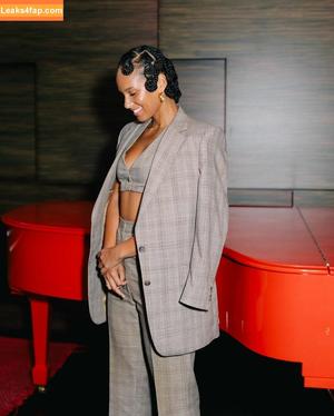 Alicia Keys photo #0221