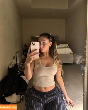 Alicia Scholes photo #0035