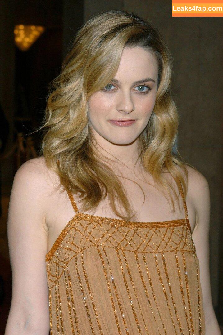 Alicia Silverstone / AliciaSilv / aliciasilverstone leaked photo photo #0003