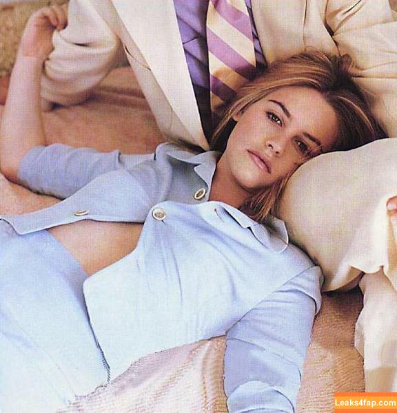 Alicia Silverstone / AliciaSilv / aliciasilverstone leaked photo photo #0088